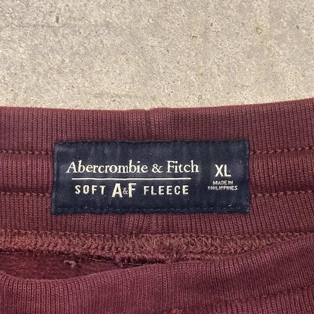 Abercrombie & Fitch Shorts Mens XL Red Fleece Sweat Drawstring Elastic Waist